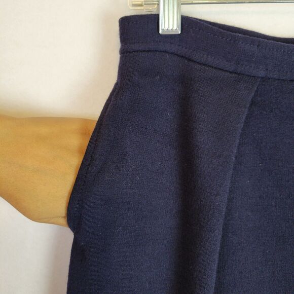 St. John Womens Knit Pleated Midrise Preppy Short Skirt Size 8 Blue Workwear - Picture 6 of 9